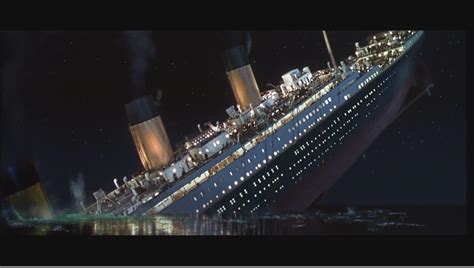 Titanic Sinking Scene - magicheft