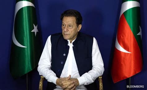 Such Daylight Robbery Pak Ex Pm Imran Khan Warns Rivals On