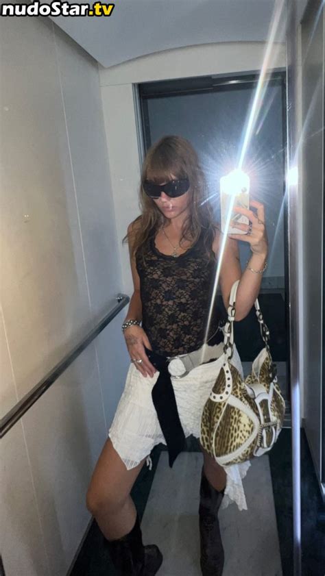 Maneskin Bassist Victoria De Angelis Vicdeangelis Nude OnlyFans Photo 101 Nudostar TV