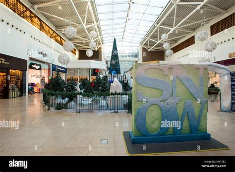 Festival Place Shopping Centre, Basingstoke, UK Stock Photo - Alamy