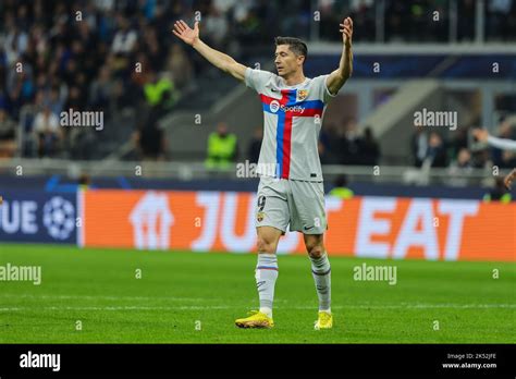 Robert Lewandowski De Los Gestos Del FC Barcelona Durante La Fase Del