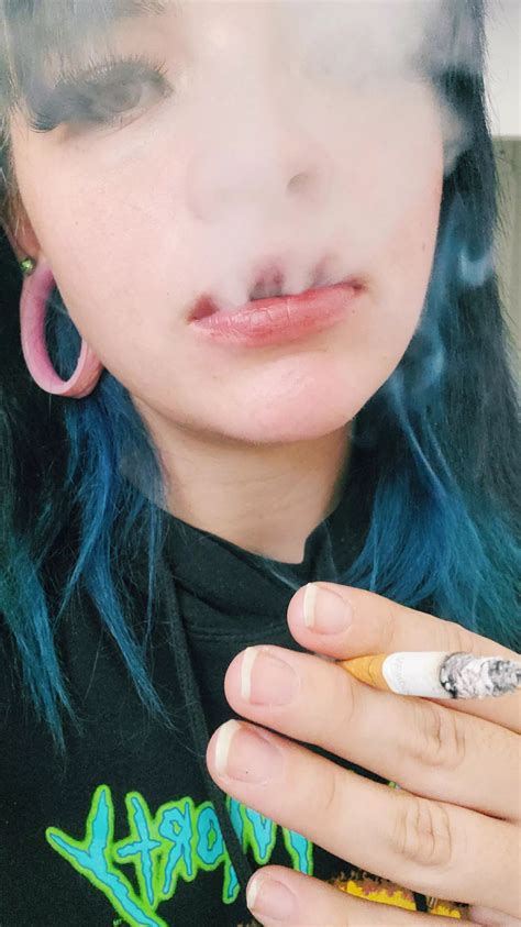 Nothing Like A Good Cig After Dinner Nudes Smokingfetish Nude Pics Org