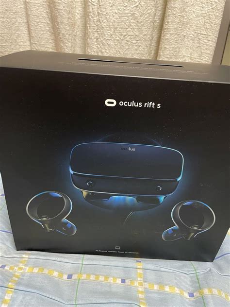 Oculus Rift S Pc接続専用 高性能vrヘッドセット＆コントローラー メルカリ