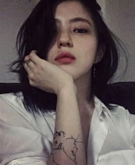 Han So Hee Once Spoke Up About Her Pre-Debut Tattoos — Here's What She ...