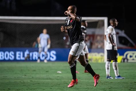 Globo Aguarda Possível Queda De Vasco Ou Santos Para Renovar Contrato