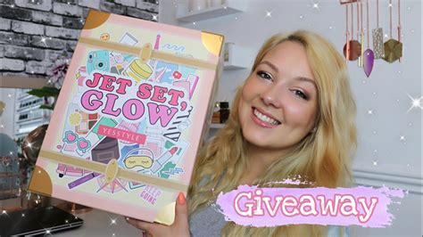 Yesstyle Advent Calendar Unboxing Giveaway Sammy Louise Youtube