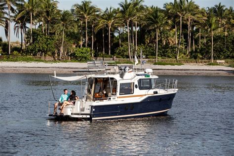 Cabin Cruiser Boats Discover Boating