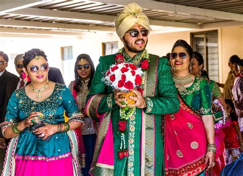 Extravagant Royal Gujarati Wedding In Ahmedabad Anar And Dhrumil