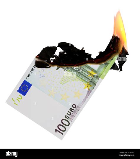 100 Euro Note Hi Res Stock Photography And Images Alamy