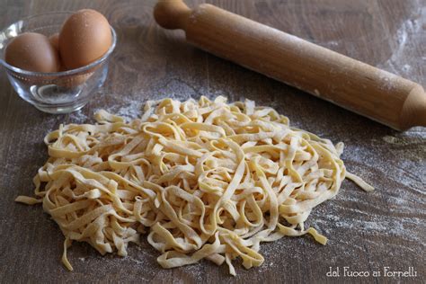 Tagliatelle All Uovo Ricetta Base Dal Fuoco Ai Fornelli