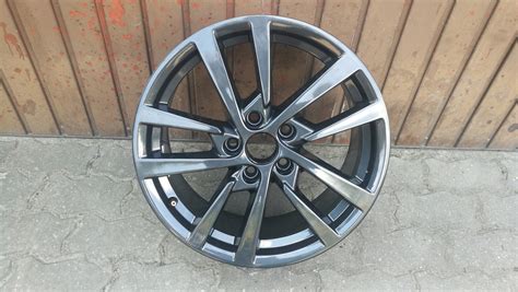 Felga Aluminiowa Audi Oe Audi A V X X Et Por Wnaj