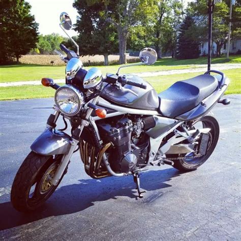 Suzuki Bandit Naked Stage