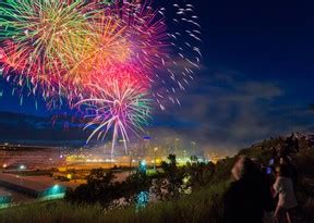 Fireworks bring Stampede spirit to Calgary | Calgary Herald