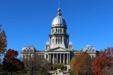 Illinois to spend $80.5 million replacing 1970s data center | StateScoop