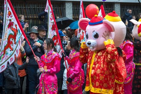 Chinese New Year, Parade of Dragon Dance Celebration the Dragon Year in ...