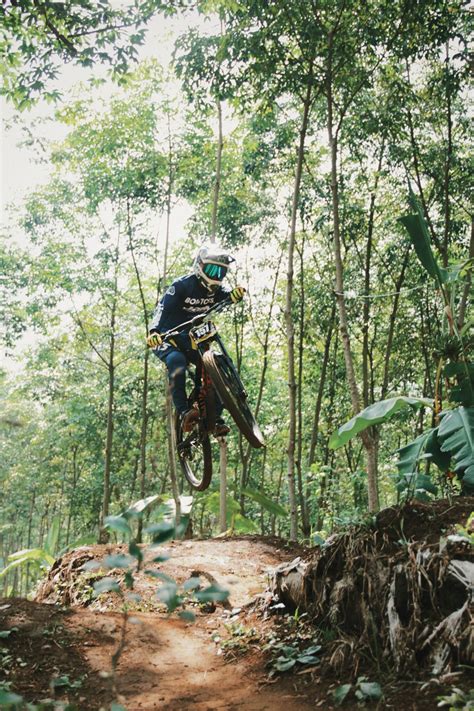 time mountain bike jumps