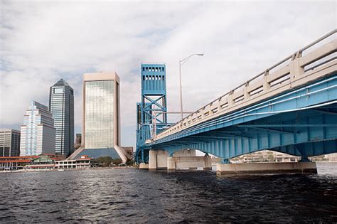 Jacksonville Weather Stock Photos, Pictures & Royalty-Free Images - iStock