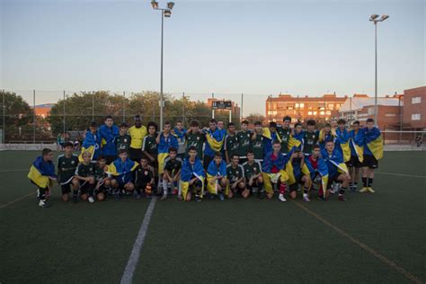 El Alcobendas CF participa en un Triangular con los 34 niños de Ucrania