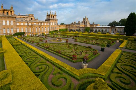 Insider's Guide to England’s Castles, Manor Houses, and Gardens