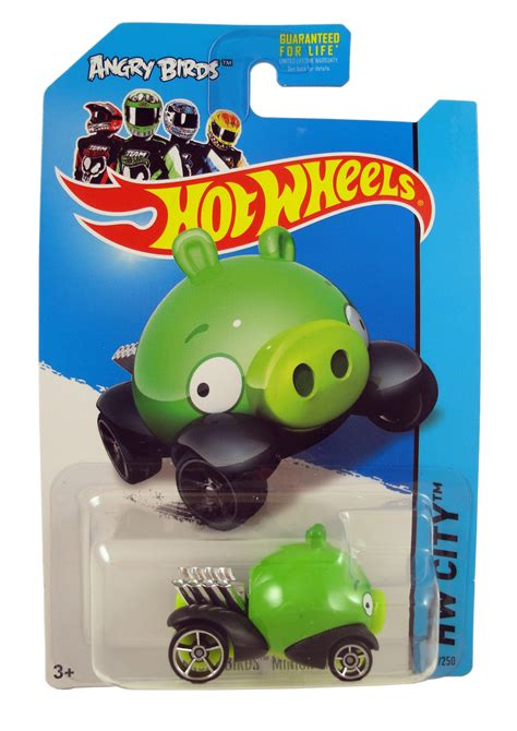 Review – Hot Wheels Angry Birds Minion Pig – BattleGrip