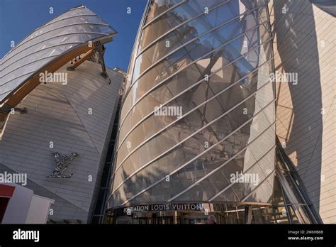 Modern Architecture Of Louis Vuitton Foundation American Architect