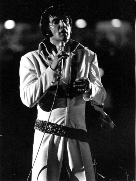 Elvis In Concert At The Houston Astrodome In March 1 1970 Elvis Presley Elvis In Concert