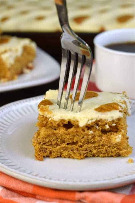 Perfectly Easy Pumpkin Cheesecake Bars Recipe