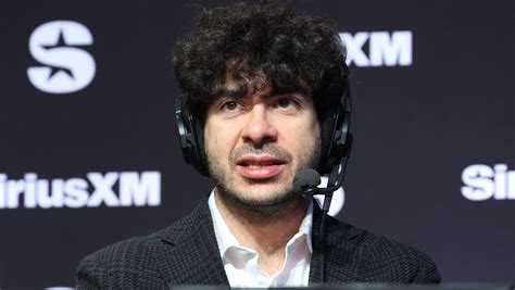 Tony Khan Analiza El Futuro De Los Derechos De Prensa De Aew