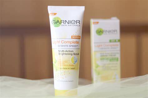 Review Garnier Light Complete White Speed Cosmo Cantik