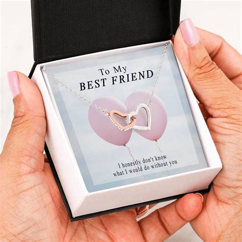 Amazing T Idea For Your Best Friend Interlocking Hearts Necklace