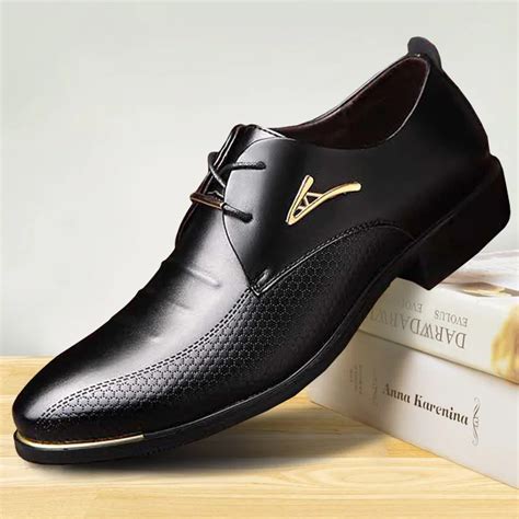 Marca de luxo clássico homem apontou toe vestido sapatos dos homens