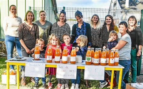 Saint G Rand Bouteilles De Jus De Pommes En Vente L Cole Des