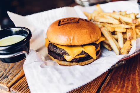 The 19 Best Burgers In Miami Miami The Infatuation