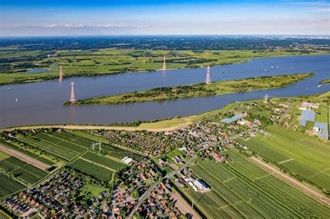 Hollern Twielenfleth aus der Vogelperspektive Insel Lühesand am Ufer