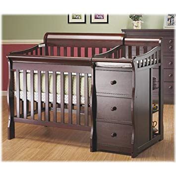 The Ultimate Convertible Crib: A Functional Solution for New Parents ...