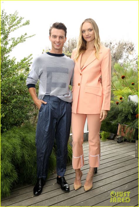 Margot Robbie S Hot Brother Cameron Makes Runway Debut Photo Photos Just Jared