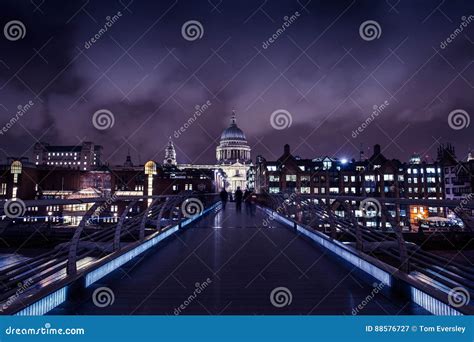 Millennium Bridge in London at Night Editorial Photography - Image of ...