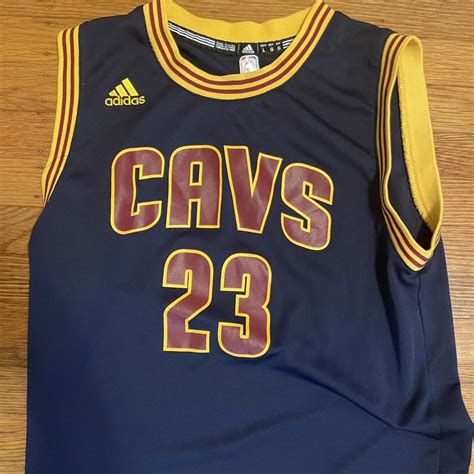 youth large Lebron Cavs Jersey fits like xs like new - Depop