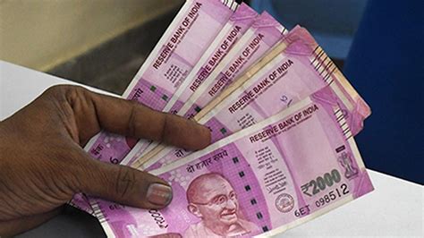 Rupee Rises 5 Paise To 8324 Against Us Dollar In Early Trade The Hindu