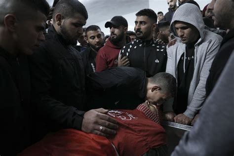 Palestinos un muerto en redada israelí en Cisjordania