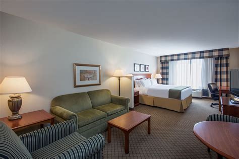 Holiday Inn Express & Suites Flowood, an IHG Hotel Flowood, Mississippi ...