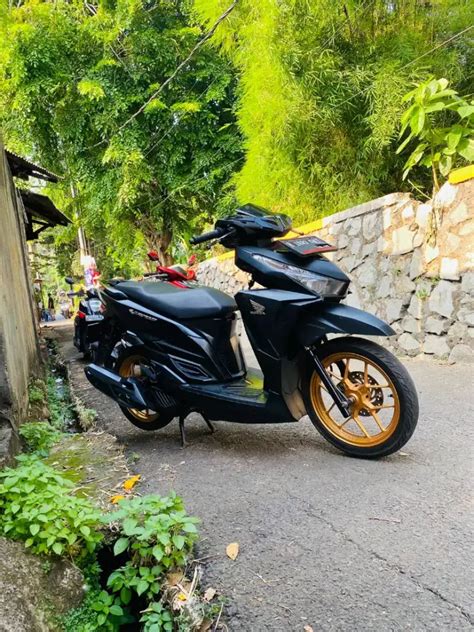 Honda Vario 150cc Pgm Fi Cbs Iss Tahun 2017 TT Beat Scoopy Fino