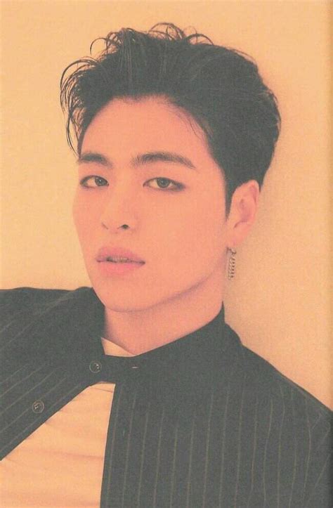 Koo Junhoe Wiki IKON Amino Amino