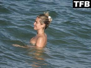 Kristin Cavallari Sexy Seen Flaunting Her Hot Figure Wearing A White Bikini At The Beach In Los