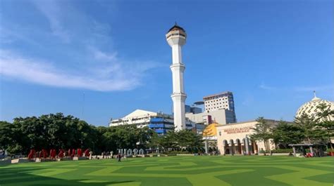 Alun Alun Bandung Tempat Wisata Gratis Favorit Masyarakat Kota Kembang