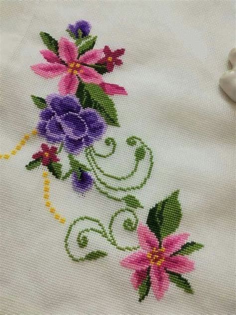 Etamin havlu örnekleri Canım Anne Cross stitch flowers Floral