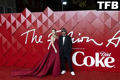 Florence Pugh Florencepugh Nude OnlyFans Photo The Fappening Plus