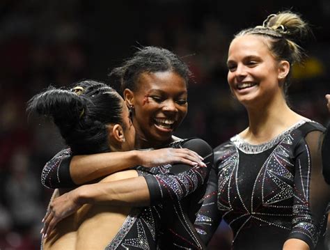 Alabama gymnastics: SEC Championships scores, results for Crimson Tide