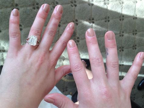 Hayden Panettiere S Wedding Worthy Golden Globes Mani—plus A Long Awaited Up Close Look At Her