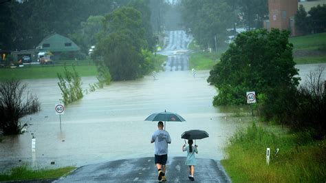 Hawkesbury, Nepean rivers on flood alert: NSW SES warn of minor to ...